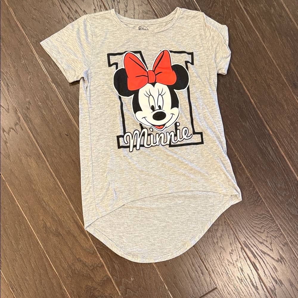 Disney Minnie Mouse Gray Tee with Red Accents